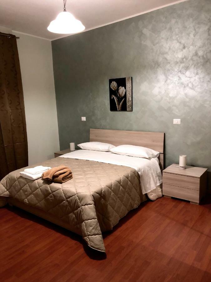 Alpheus Apartment Syracuse Exterior foto
